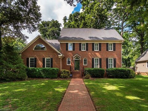 Homes For Sale - 3235 Hiddenwood Lane<br/> Alamance County, Burlington, NC 27215