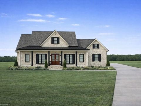 Apartment For Sale - 253 Hanes Lane<br/> Davidson County, Lexington, NC 27295