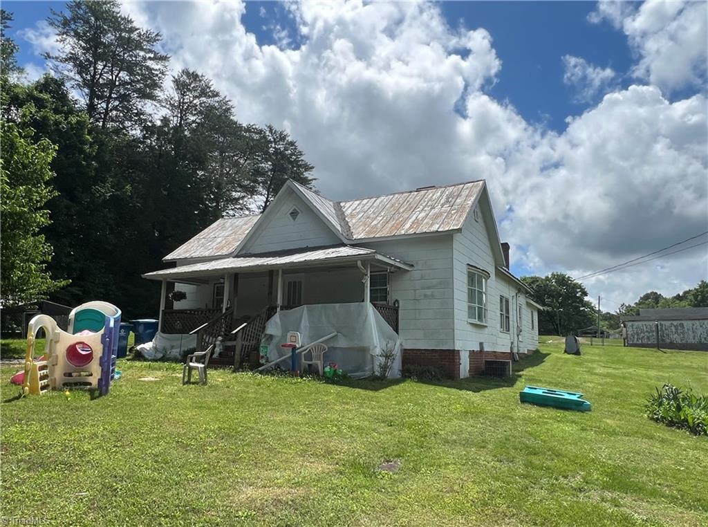 560 Cox Street, Ramseur, North Carolina image 4