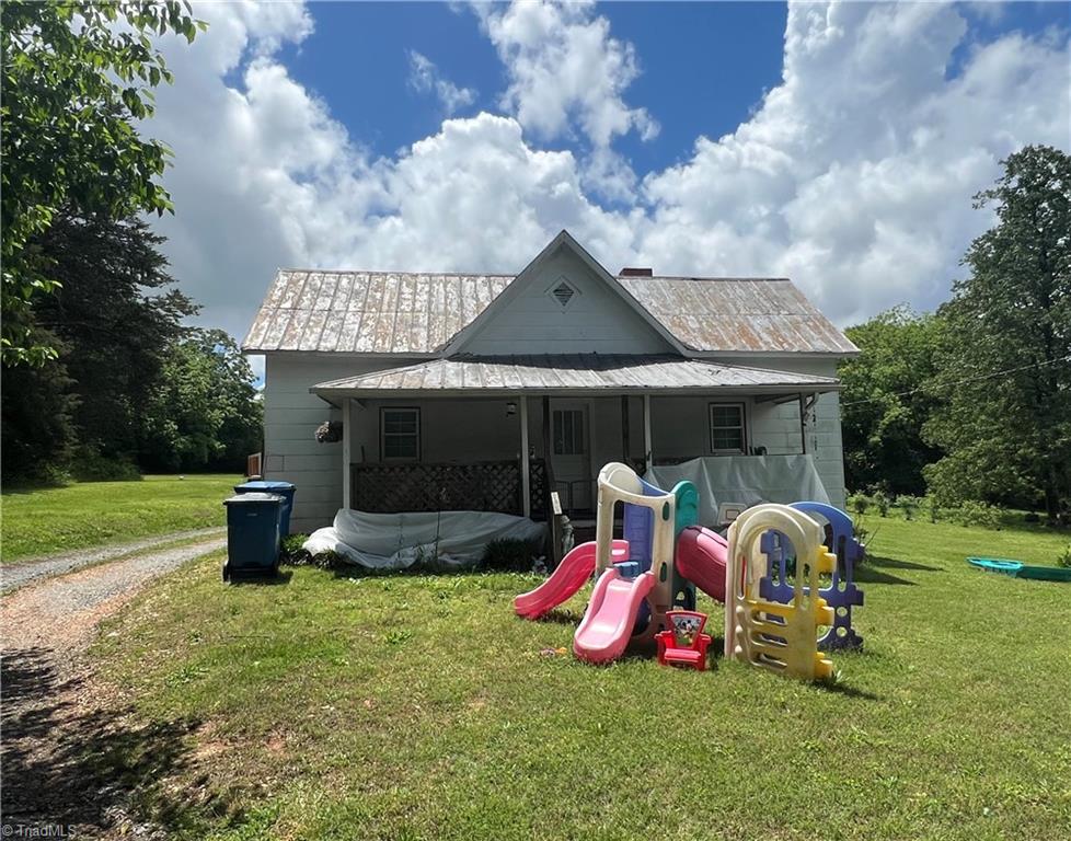 560 Cox Street, Ramseur, North Carolina image 1