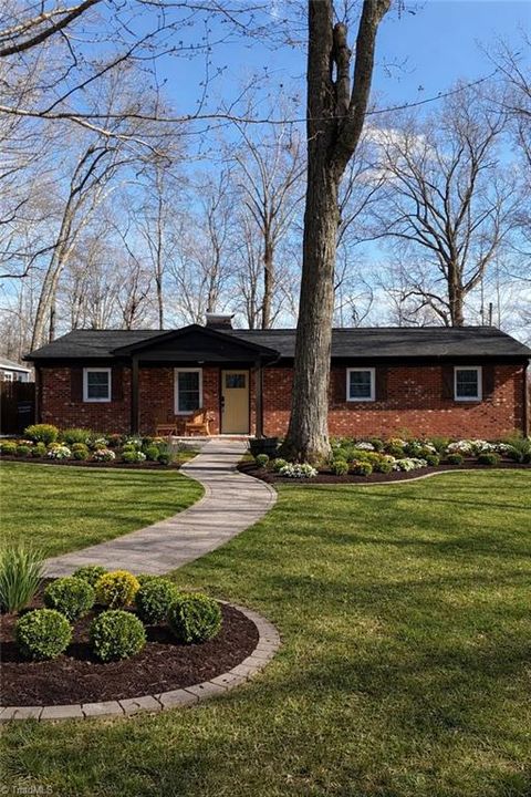 Homes For Sale - 2252 Lucy Lane<br/> Randolph County, Asheboro, NC 27205