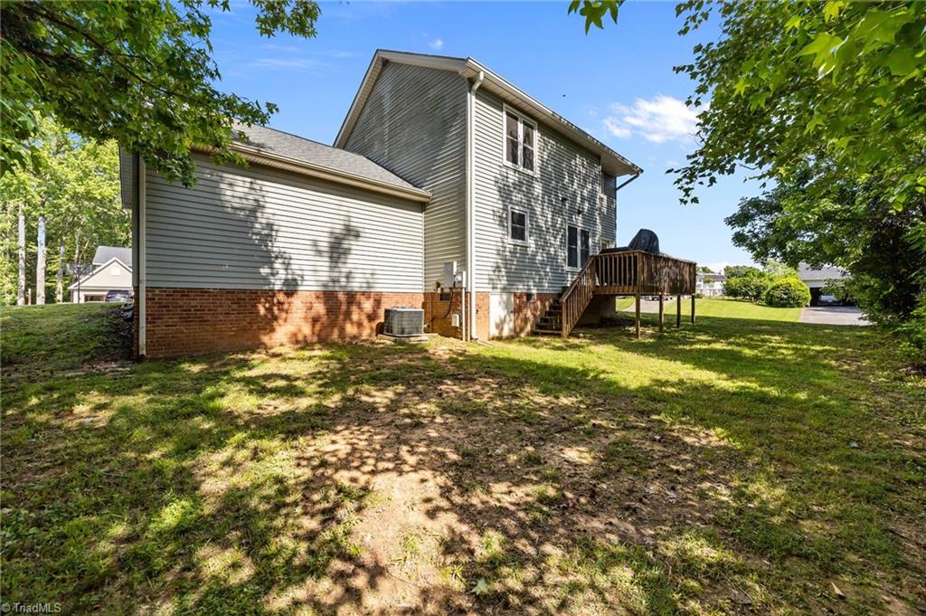 1201 Deerfield Drive, Reidsville, North Carolina image 32