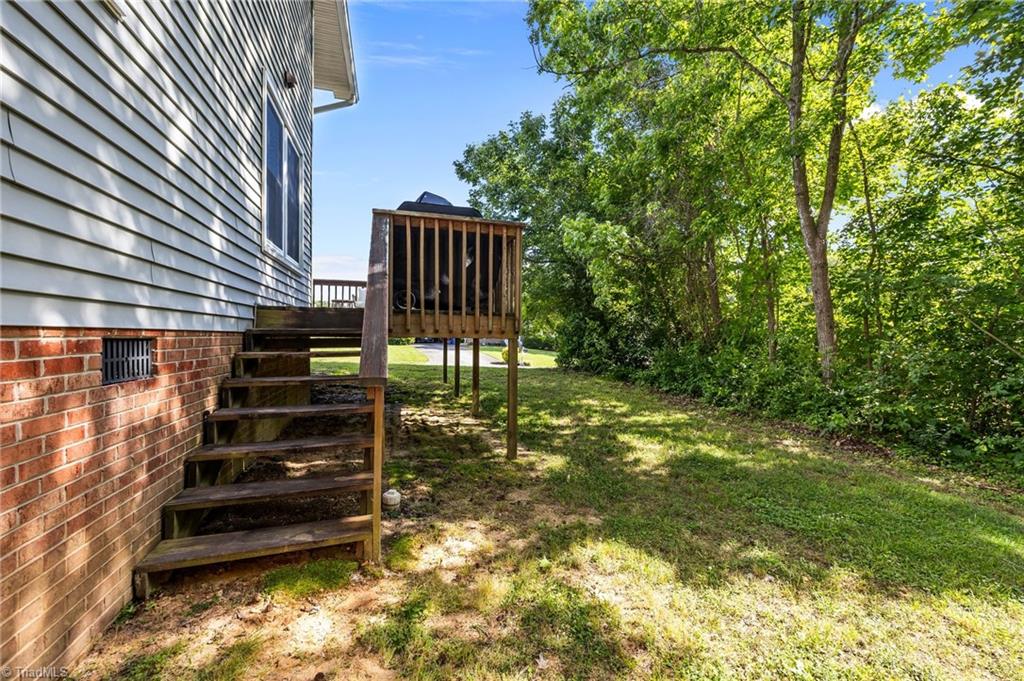 1201 Deerfield Drive, Reidsville, North Carolina image 31