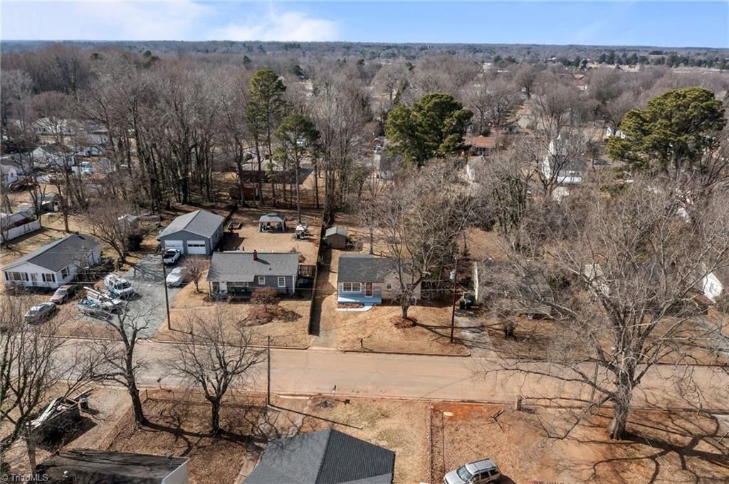 Photo of 915 Turrentine Street, Burlington, NC 27215 (MLS # 1209197)