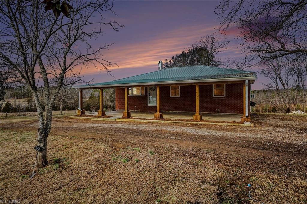 Photo of 3216 Flat Swamp Road, Denton, NC 27239 (MLS # 1208917)