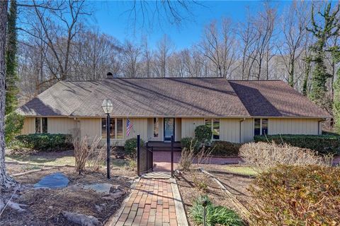 Homes For Sale - 1325 Tellowee Road<br/> Eden, NC 27288