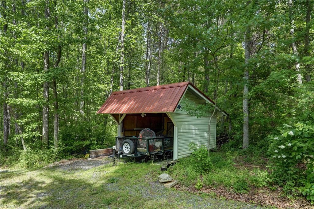 1804 Townsend Forest Lane, Browns Summit, North Carolina image 33