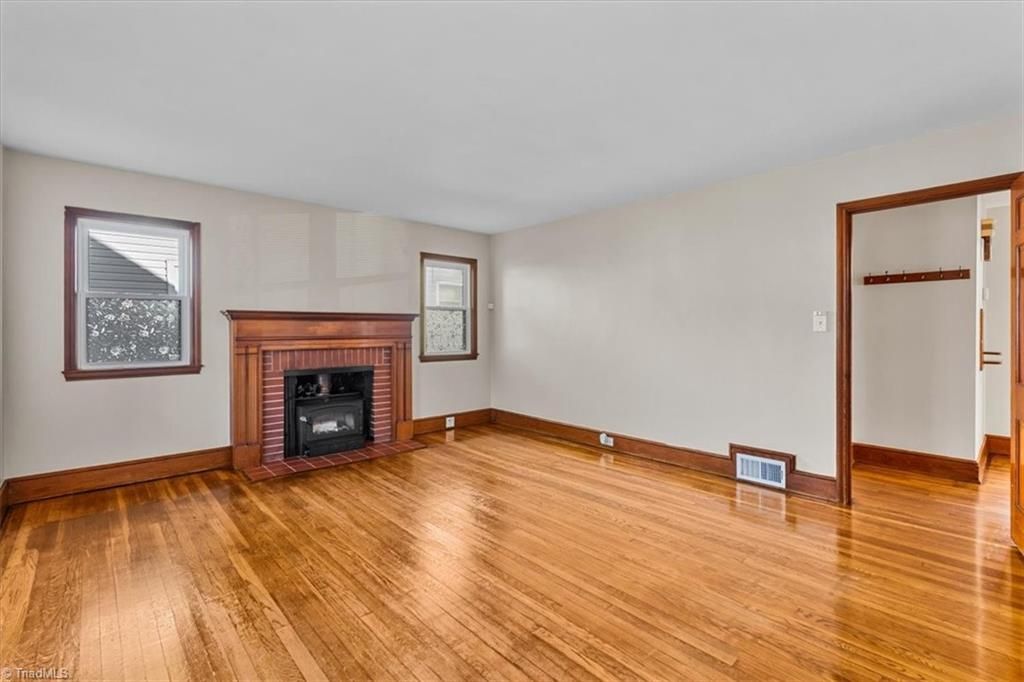 Photo of 2939 Gilmer Avenue NE, Winston-Salem, NC 27105 (MLS # 1207257)