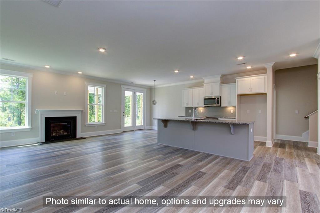 101 Vine Maple Court, King, North Carolina image 2
