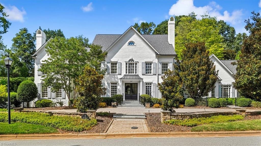 Greensboro, North Carolina 27408, United States, 6 Bedrooms Bedrooms, ,7 BathroomsBathrooms,Residential,Active,216272