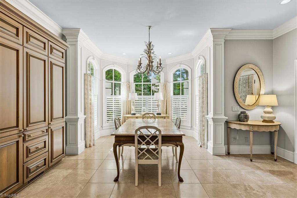 Greensboro, North Carolina 27408, United States, 6 Bedrooms Bedrooms, ,7 BathroomsBathrooms,Residential,Active,216272