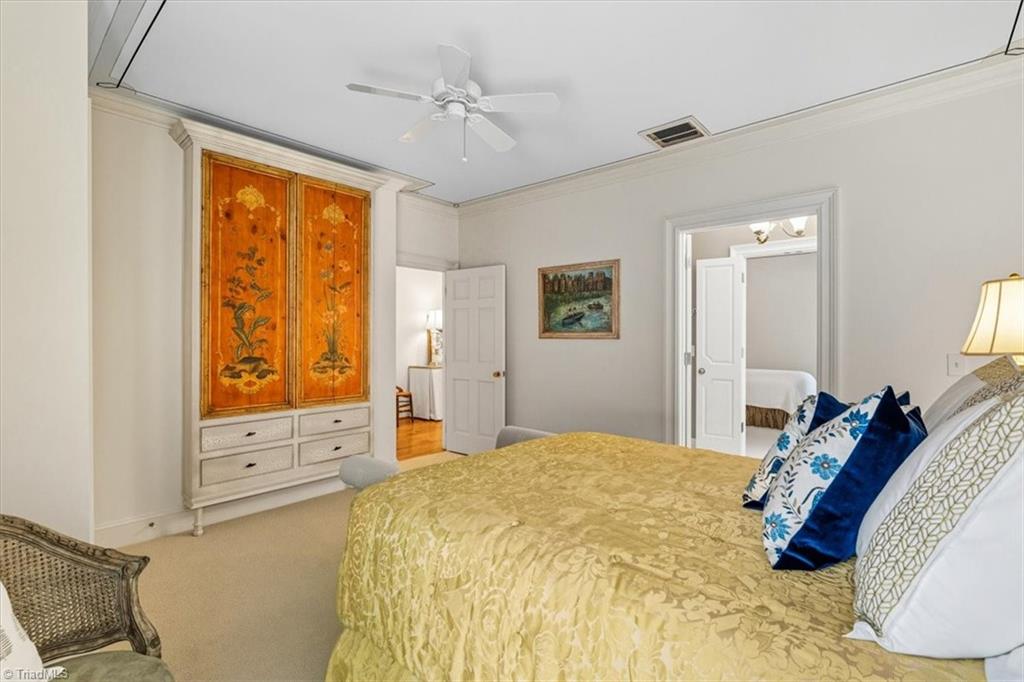 Greensboro, North Carolina 27408, United States, 6 Bedrooms Bedrooms, ,7 BathroomsBathrooms,Residential,Active,216272