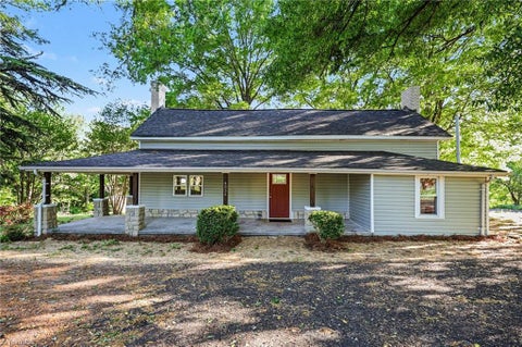 Homes For Sale - 4534 Rocklane Drive<br/> Walkertown, NC 27051