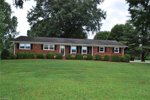Homes For Sale - 201 Madison Road<br/> Davie County, Mocksville, NC 27028