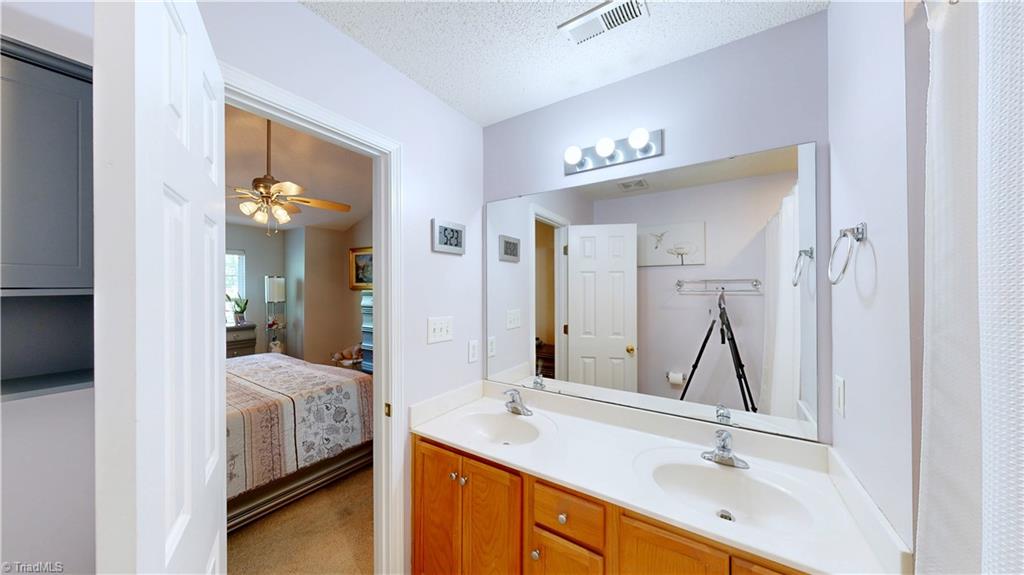 1957 Haven Road, Greensboro, North Carolina image 25