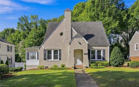 Homes For Sale - 1610 W First Street<br/> Winston-Salem, NC 27104