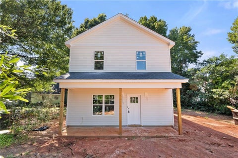 Homes For Sale - 2420 Sunnyside Avenue<br/> Winston-Salem, NC 27127