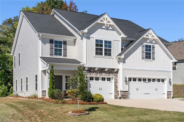 1005 Woodview Ridge Trail, photo 2 of 49