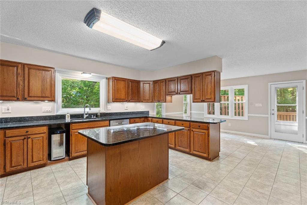 3537 North Lakeshore Drive, Clemmons, North Carolina image 9