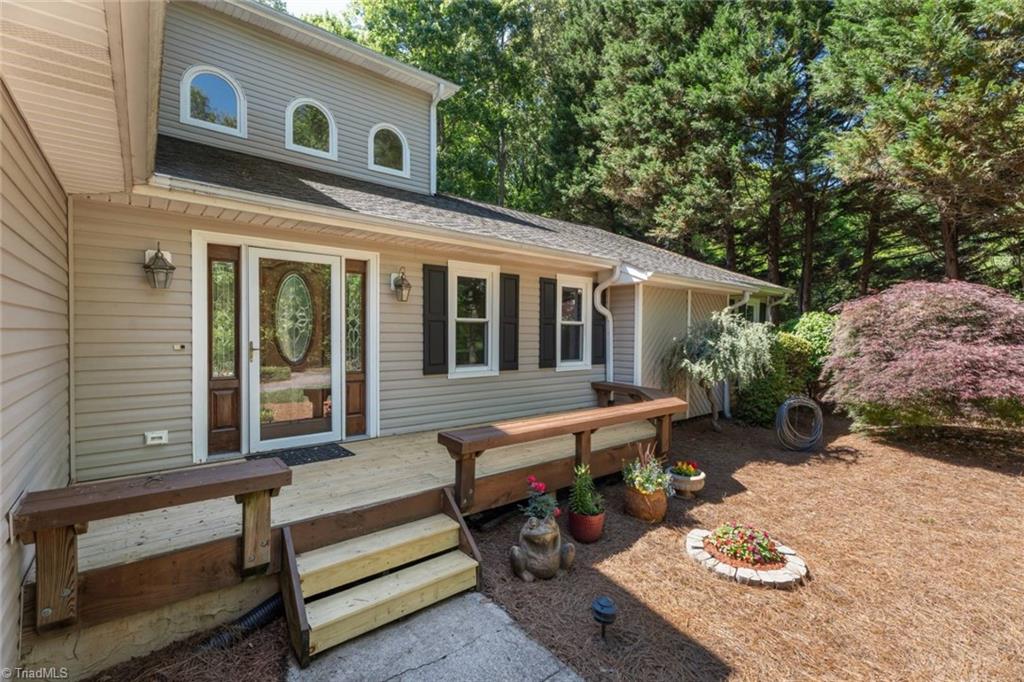 3537 North Lakeshore Drive, Clemmons, North Carolina image 3