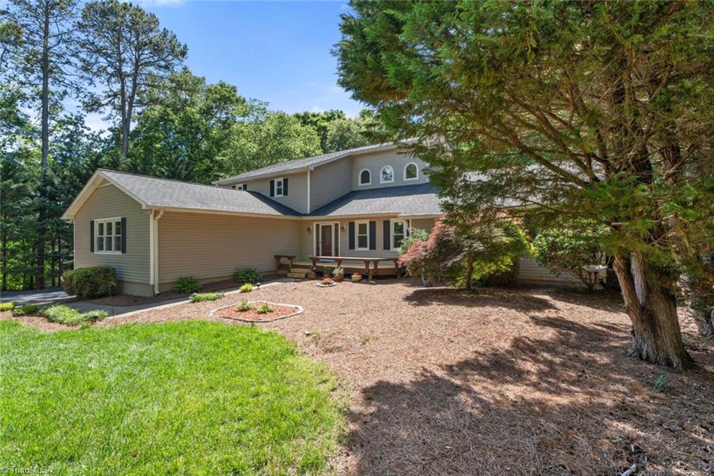 3537 North Lakeshore Drive, Clemmons, North Carolina image 2