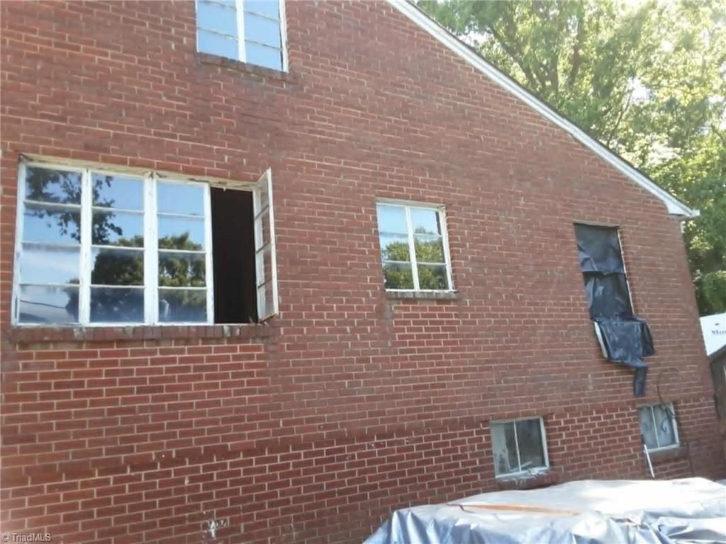 Photo of 308 Westside Drive, Lexington, NC 27292 (MLS # 1224605)