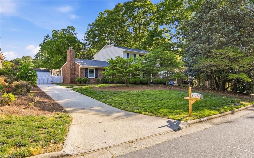 Photo of 3510 Cotswold Terrace, Greensboro, NC 27455 (MLS # 1217692)