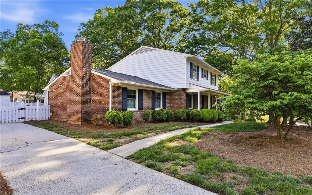 Photo of 3510 Cotswold Terrace, Greensboro, NC 27455 (MLS # 1217692)