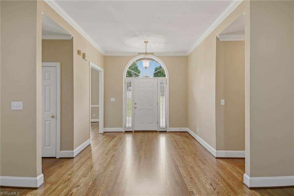 Photo of 3003 Lodge Drive, Jamestown, NC 27282 (MLS # 1227495)