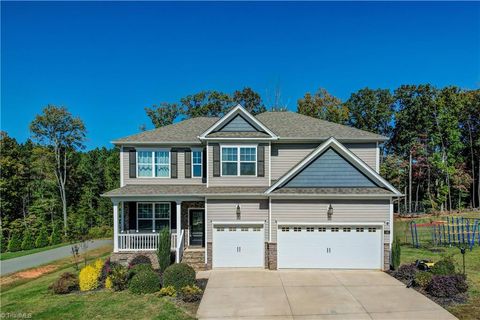 145 Broadwater Way Stokesdale NC 27358