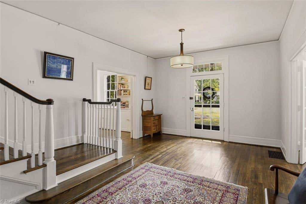 Photo of 419 N Stratford Road, Winston-Salem, NC 27104 (MLS # 1224788)