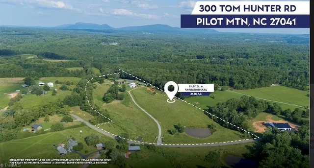 300 Tom Hunter Road, photo 4 of 50