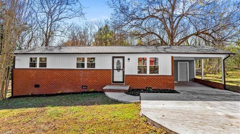 2050 Welborn Circle Ramseur NC 27316