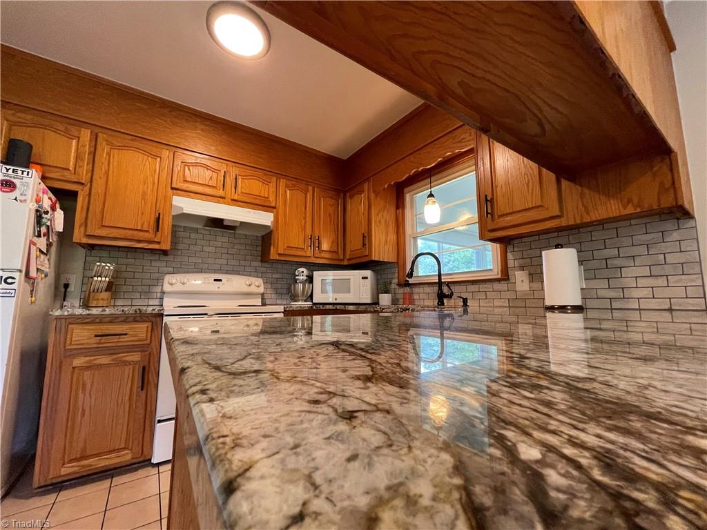 1026 Christian Drive, Pinnacle, North Carolina image 4