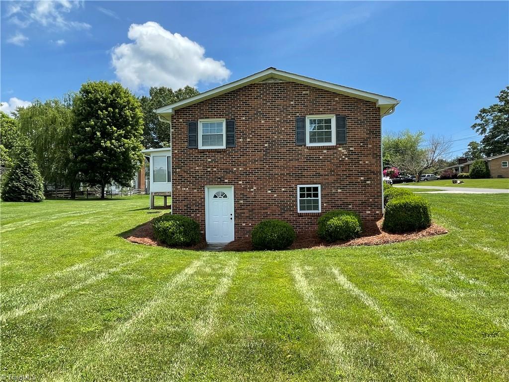 1026 Christian Drive, Pinnacle, North Carolina image 15
