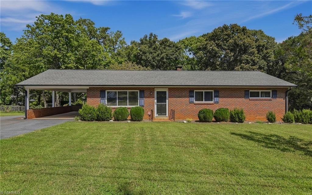 Photo of 535 Lewisville Clemmons Road, Lewisville, NC 27023 (MLS # 1236210)