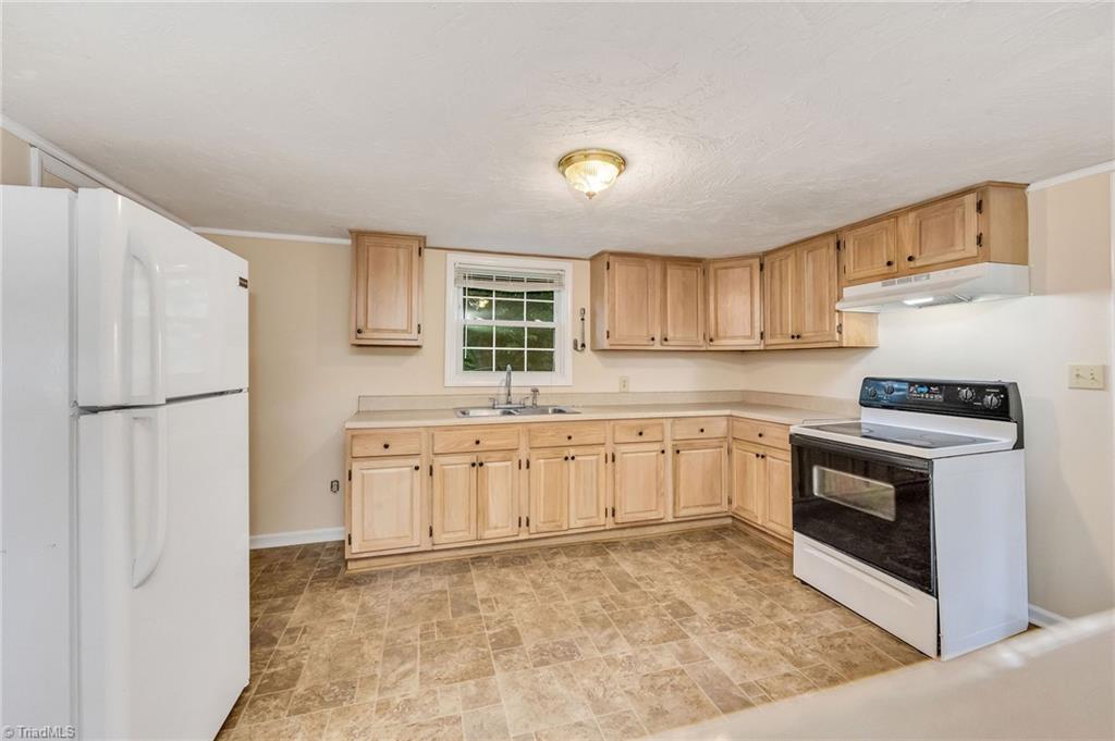 167 Mount Carmel Road, Moravian Falls, North Carolina image 13