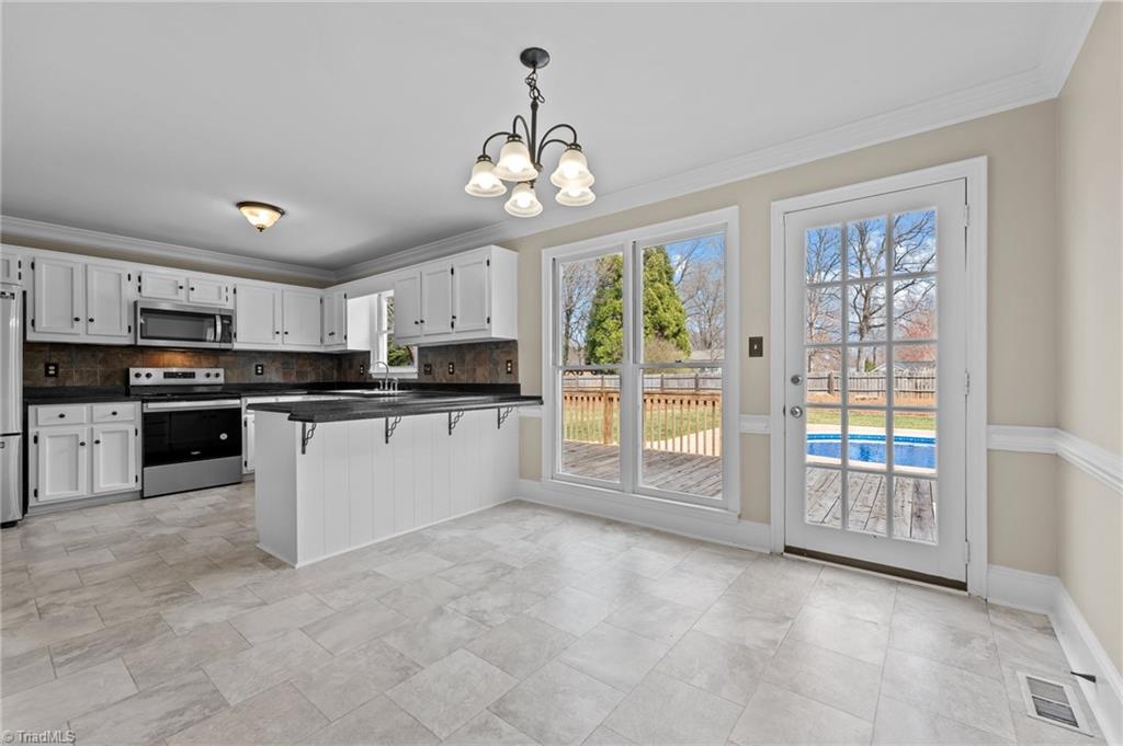 275 Weatherfield Lane, Kernersville, North Carolina image 13