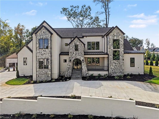 4105 DUNLEY CT, GREENSBORO, NC 27407 - Image 7cae7cde92aace1944b3c0ae85ba4f43/3499404875
