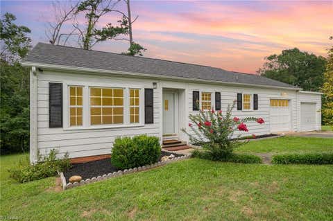 Photo for 319 Sharon Avenue