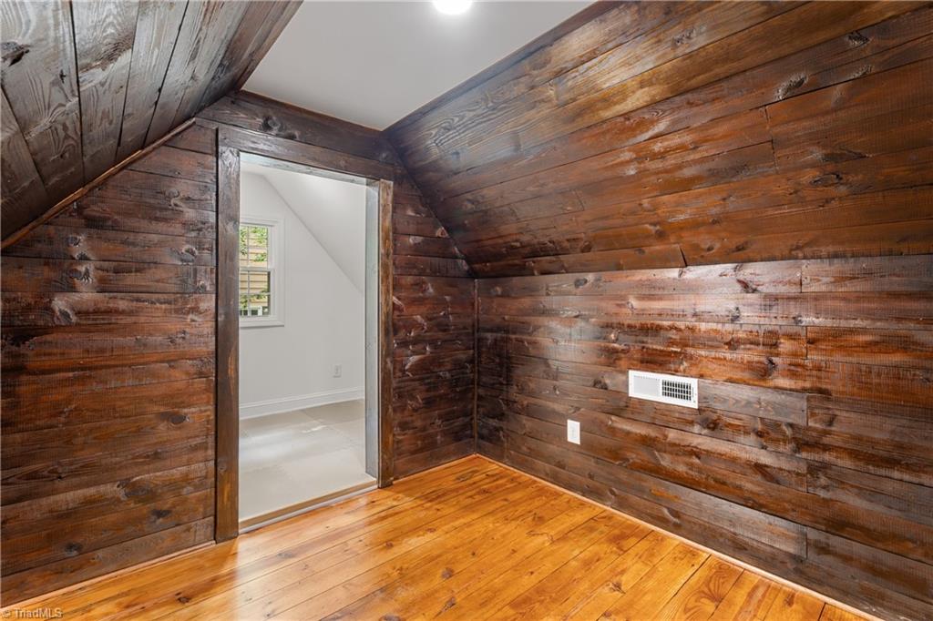 Winston-Salem, North Carolina 27106, United States, 3 Bedrooms Bedrooms, ,3 BathroomsBathrooms,Residential,Active,188174