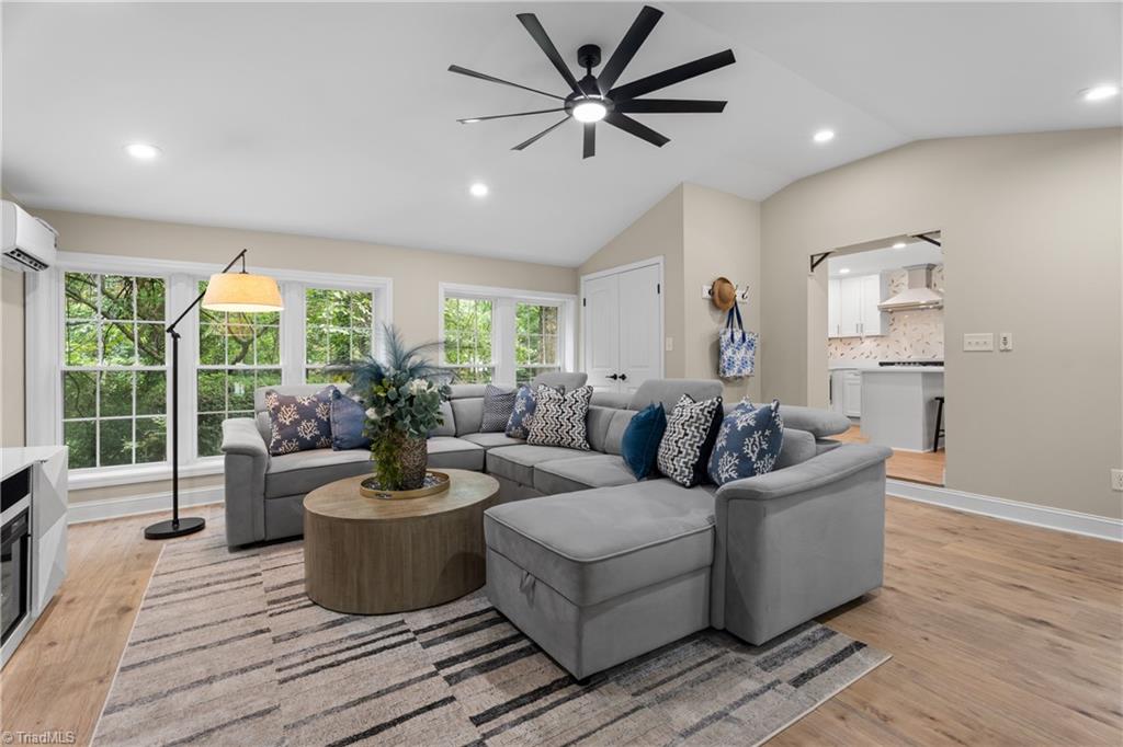 Winston-Salem, North Carolina 27106, United States, 3 Bedrooms Bedrooms, ,3 BathroomsBathrooms,Residential,Active,188174