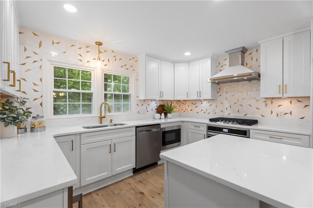 Winston-Salem, North Carolina 27106, United States, 3 Bedrooms Bedrooms, ,3 BathroomsBathrooms,Residential,Active,188174