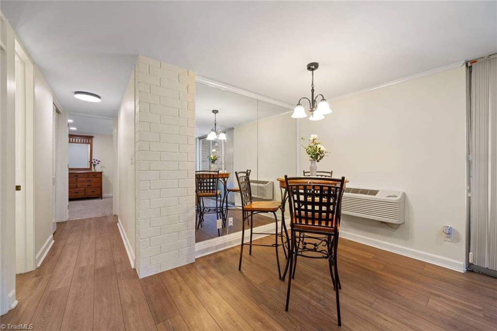 Winston-Salem, North Carolina 27103, United States, 2 Bedrooms Bedrooms, ,2 BathroomsBathrooms,Residential,Active,150522