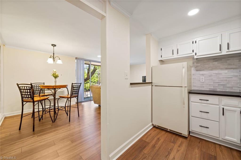 Winston-Salem, North Carolina 27103, United States, 2 Bedrooms Bedrooms, ,2 BathroomsBathrooms,Residential,Active,150522