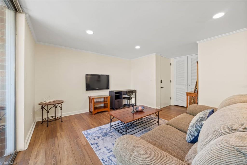 Winston-Salem, North Carolina 27103, United States, 2 Bedrooms Bedrooms, ,2 BathroomsBathrooms,Residential,Active,150522