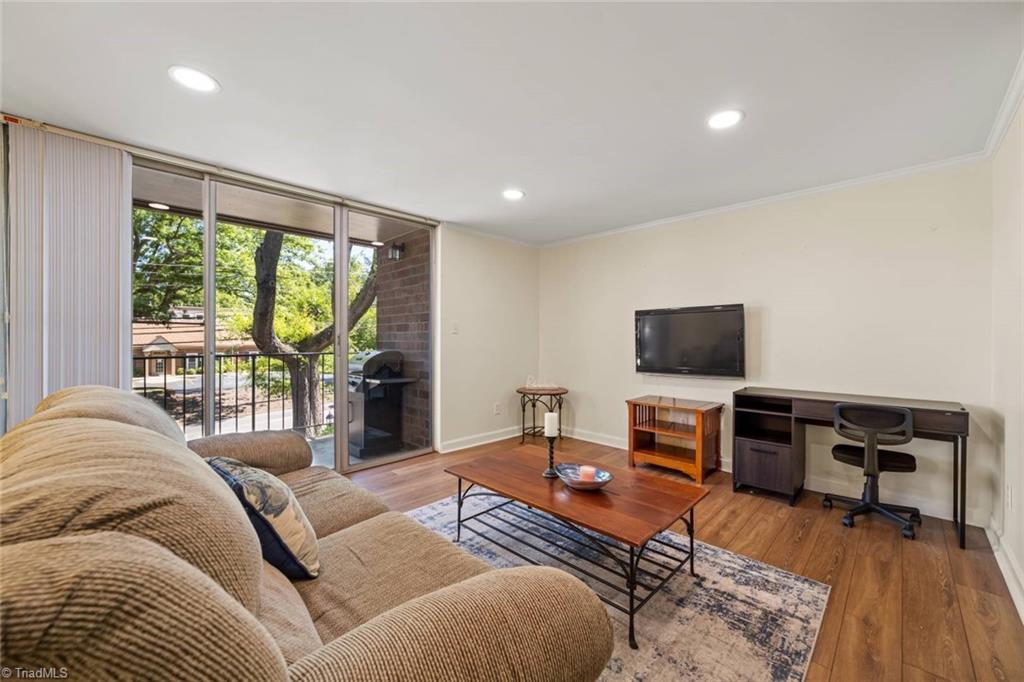 Winston-Salem, North Carolina 27103, United States, 2 Bedrooms Bedrooms, ,2 BathroomsBathrooms,Residential,Active,150522