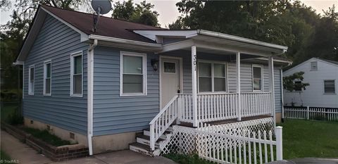 Homes For Rent - 301 Terrell Street<br/> Greensboro, NC 27406