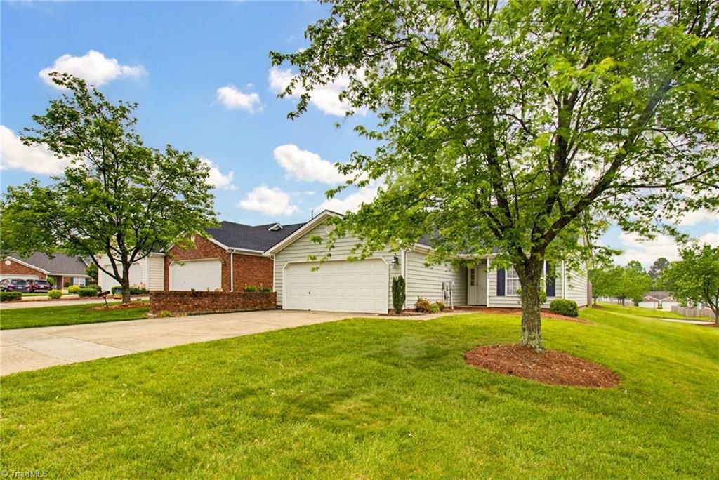 Photo of 3940 Cloverwood Meadow Lane, High Point, NC 27265 (MLS # 1218226)