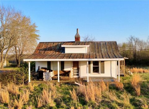 Homes For Sale - 1768 Amostown Road<br/> Sandy Ridge, NC 27046